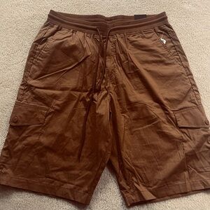 Kenneth Cole Brown Cargo Shorts with Elastic Waistband
